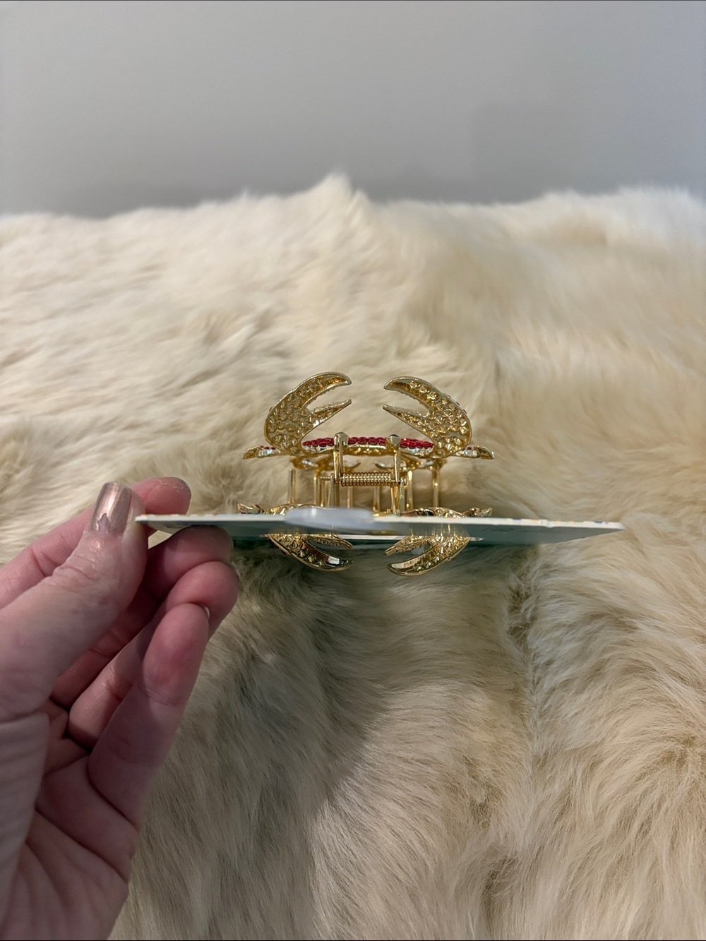 Piper K Crab Metal Hair Clip - Red Rhinestones and Gold Tone - Picture 6 of 7